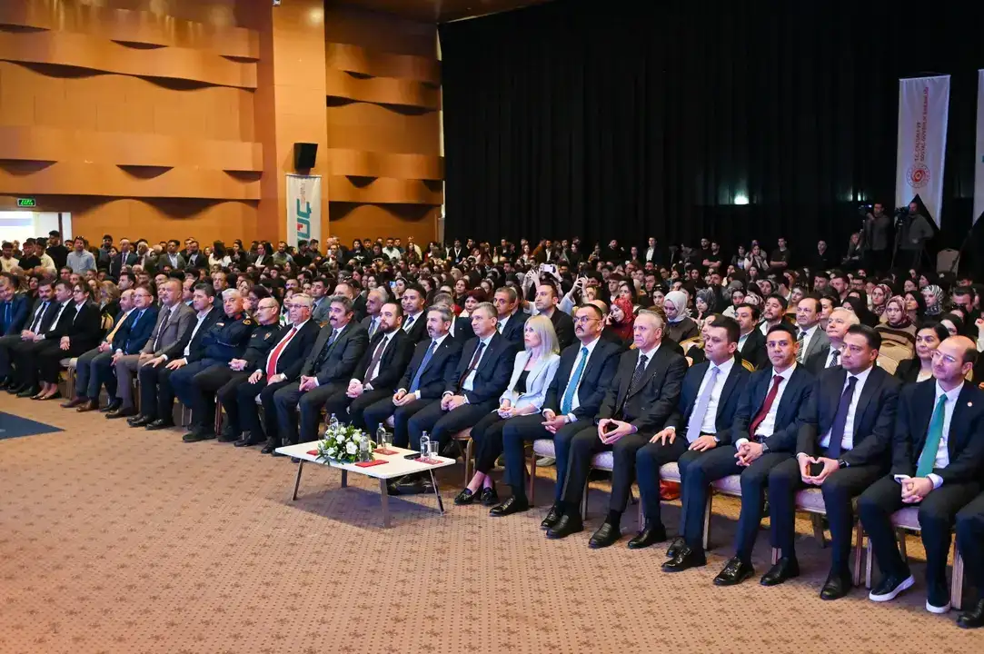 Batı Akdeniz Kariyer ve İstihdam Fuarı Antalya’da Kapılarını Açtı 2